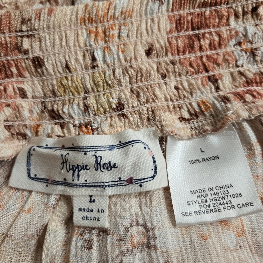 Hippie Rose Floral A-Line Skirt in Cream and Peach - Picture 2 of 4